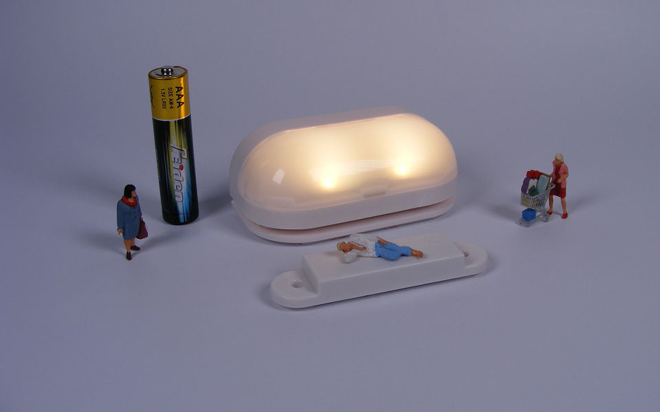batteriebetriebene LED-Leuchte mit Magnetkontakt