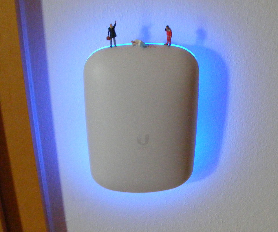 UniFi U6 Extender UniFi U6 Extender